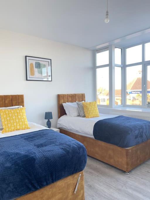 1 Bedroom Apartment - Flitwick - Contractor Friendly - Tourist Ready - Full Kitchen - Wifi - Smart Tv - Sofa Bed - Free Parking - Ideal For Short Or Long Stays Extérieur photo
